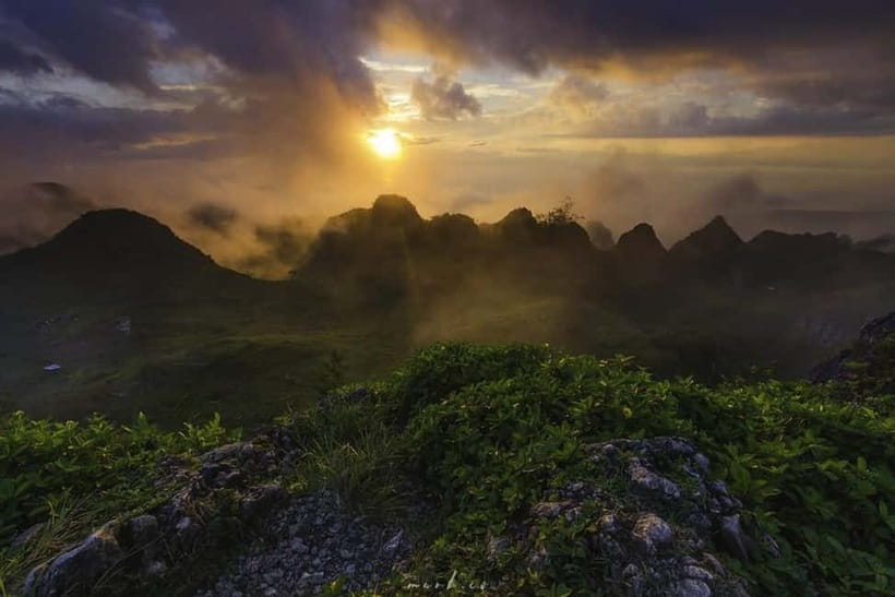 From Cebu: Osmeña Peak and Kandungaw Peak Hiking Trail - The drive from your hotel sets the tone