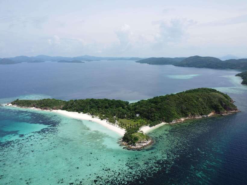 From Coron Town: Beaches and Islands Boat Tour with Lunch - Who will enjoy this Coron boat tour?
