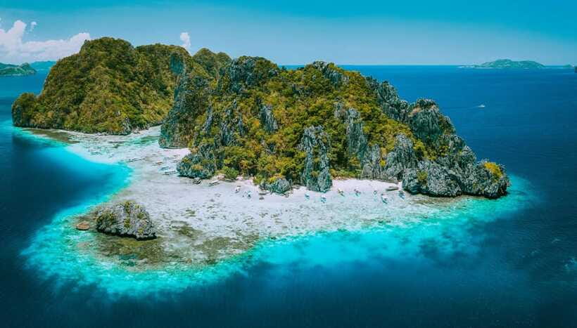 From El Nido: Island, Lagoons, and Beaches Boat Tour - What the $34 price really includes