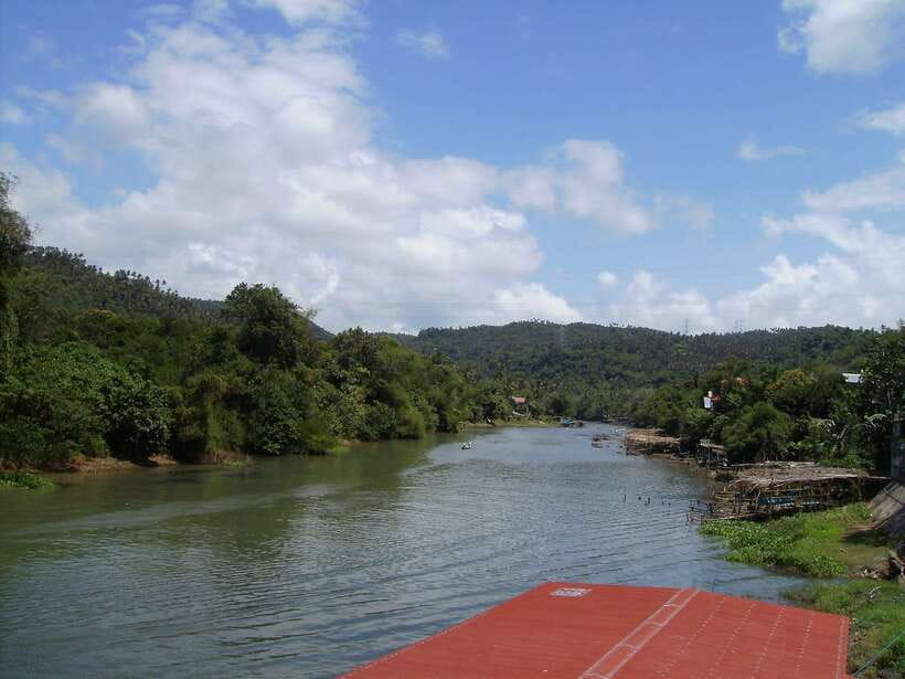 From Manila: Majestic Pagsanjan Falls Adventure - The Bumbungan River canoe ride