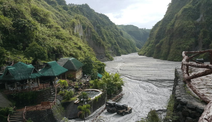 From Manila: Puning Hot Spring Day Trip - Warm volcanic sand at Station 1