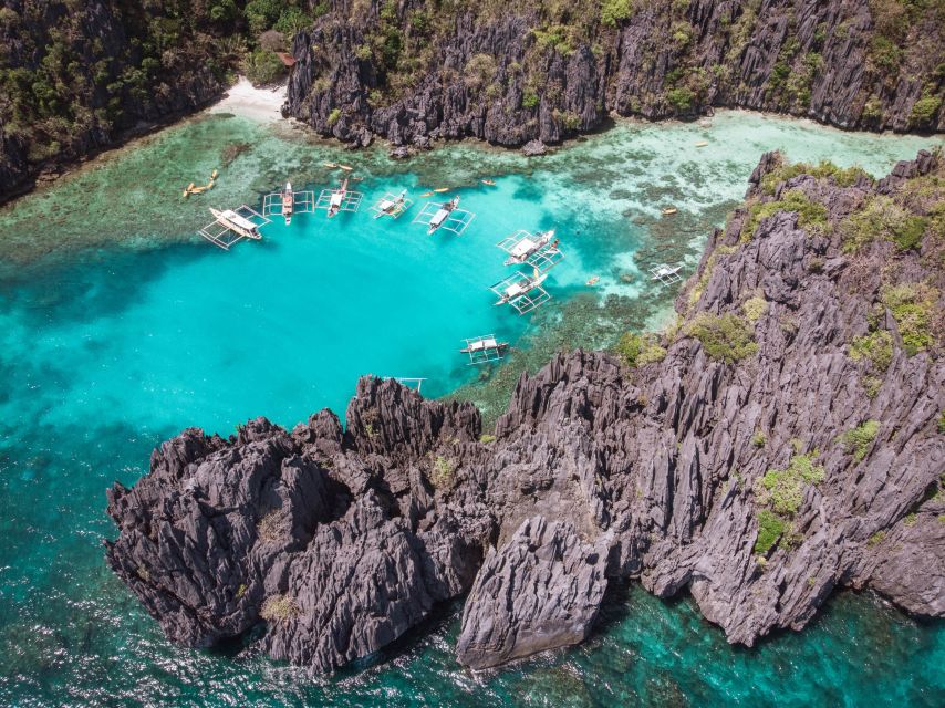 Half-Day Seasation Premium Speedboat Group Island Hopping - Hidden Beach and Seven Commandos
