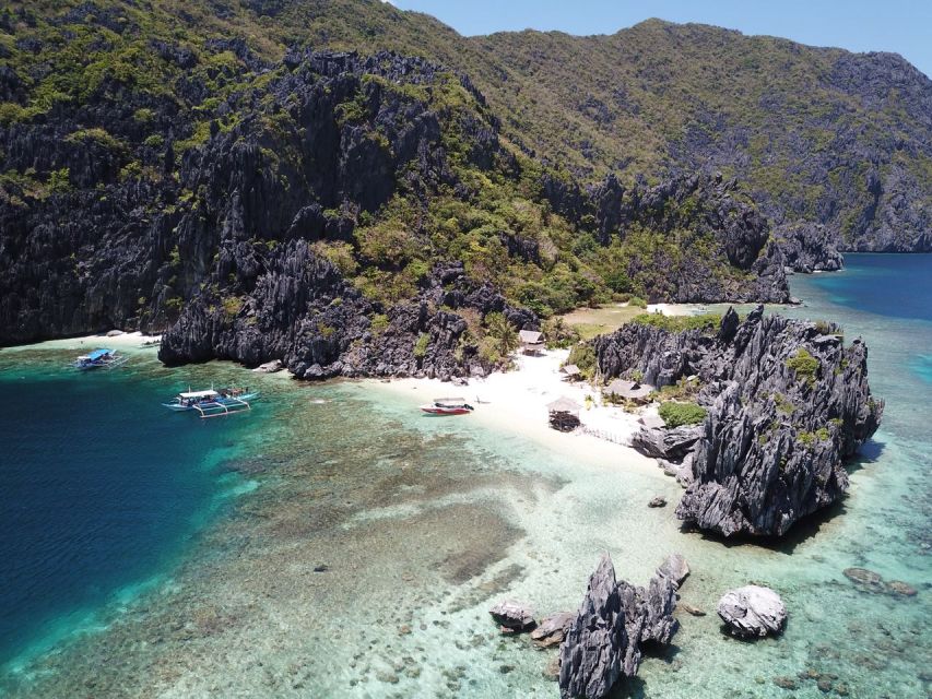Half-Day Seasation Premium Speedboat Group Island Hopping - What the premium boat adds