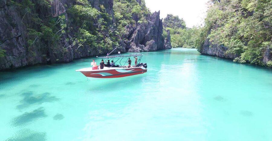 Half-Day Seasation Premium Speedboat Group Island Hopping - Choosing between the two island routes
