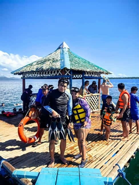 Honda Bay Island Hopping Tour – A Perfect Day in Paradise - Crowds, service, and the shared-tour tradeoff
