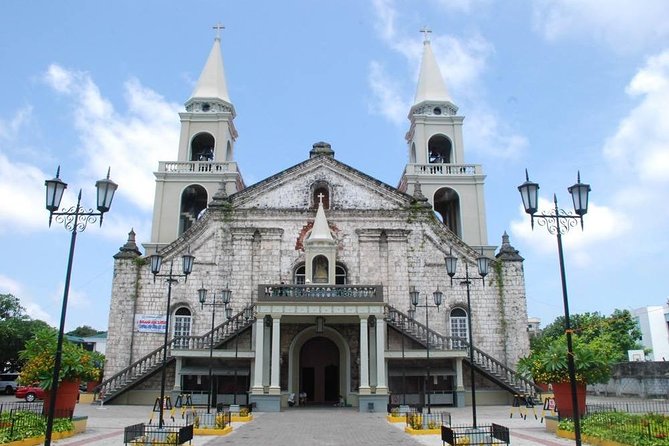 Iloilo City Tour (Garin Farm, Molo Mansion/Church, Vanishing Mansion) - Jaro Cathedral and the Our Lady of the Candles shrine
