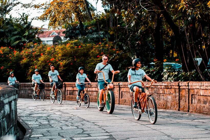 Intramuros, Manila: Historical Bamboo Bike Tour - Puerta Real Gardens and the walled city’s quieter side