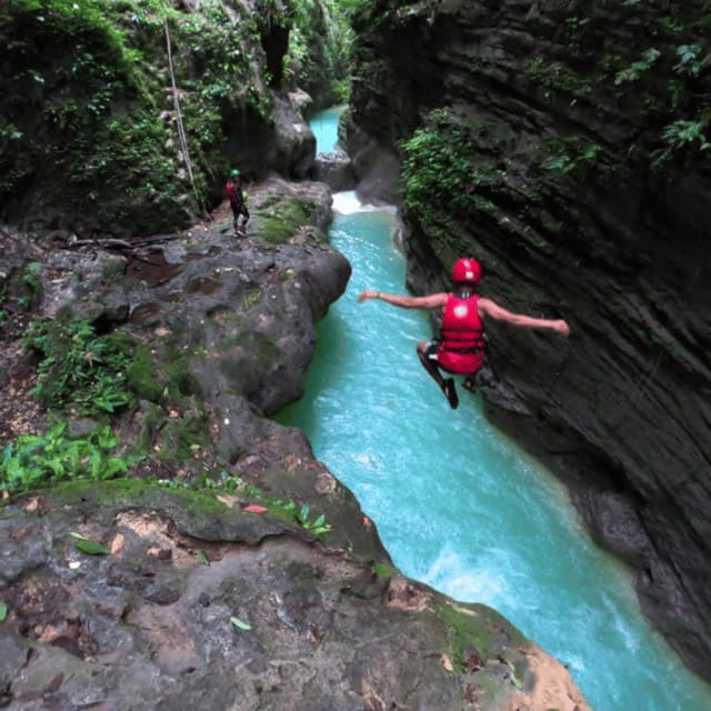 Kawasan Falls Canyoneering Transfers from Cebu with Lunch - From your Cebu hotel to the jump-off point