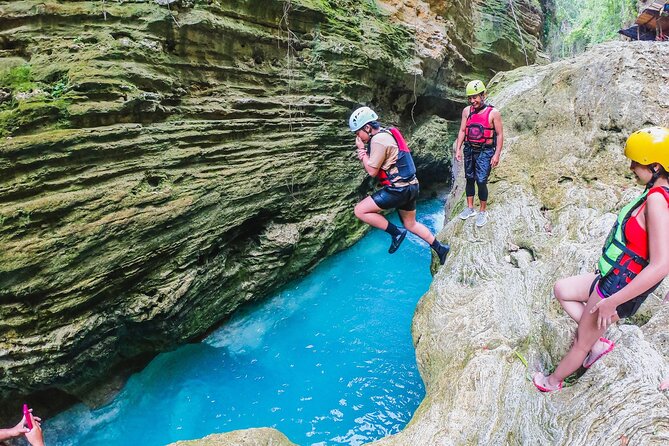 Kawasan Falls Canyoneering w/ Lunch & Transfers from Cebu City - Lunch is convenient, but keep expectations modest