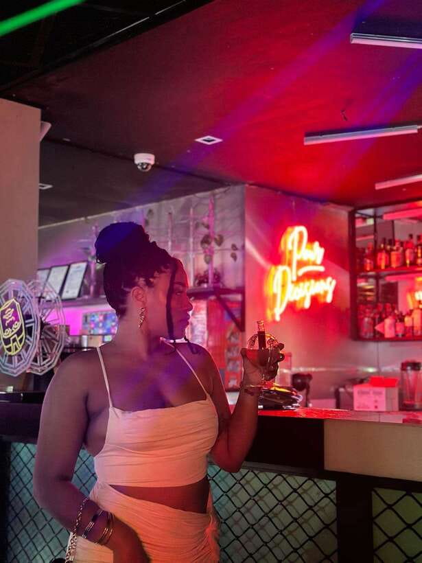 ⭐ Makati Bar Hopping and Pub Crawl Tour with Venus ⭐ - Is $54 good value for three hours?