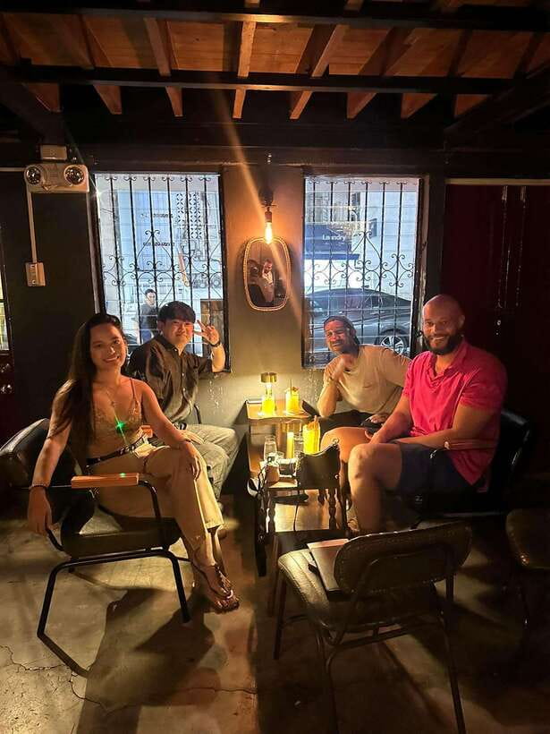 ⭐ Makati Bar Hopping and Pub Crawl Tour with Venus ⭐ - How this compares with going alone