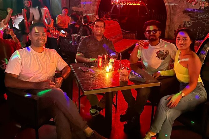 Makati "Pub Crawl & Bar Hopping" Experience with V - The small group is the tour’s biggest practical advantage