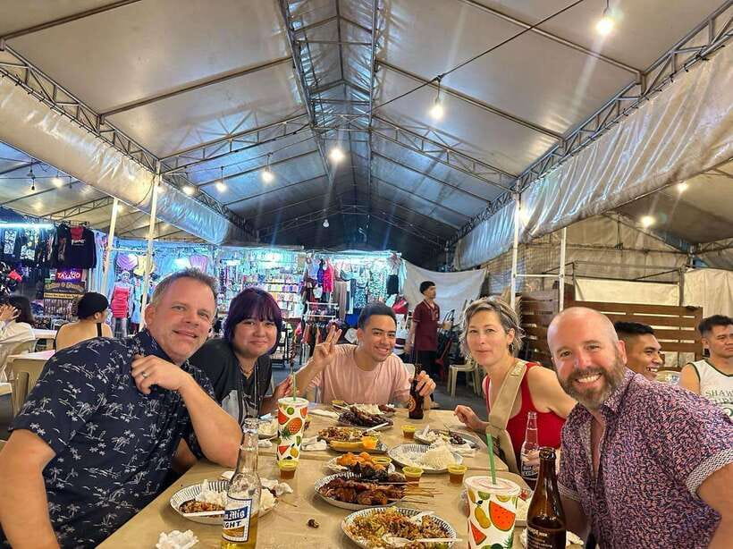 Makati: Street Food Experience with a Local Guide - Filipino food after dark in central Makati