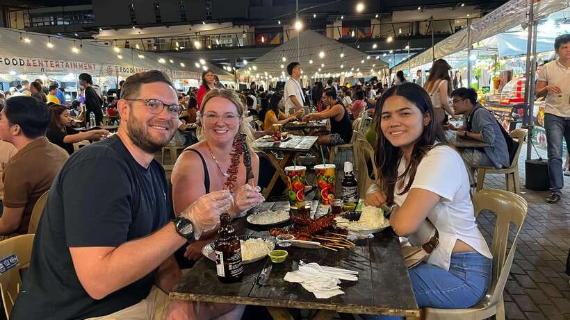 Makati Street food walking tour with Dinner - Filipino street food in Makati after dark