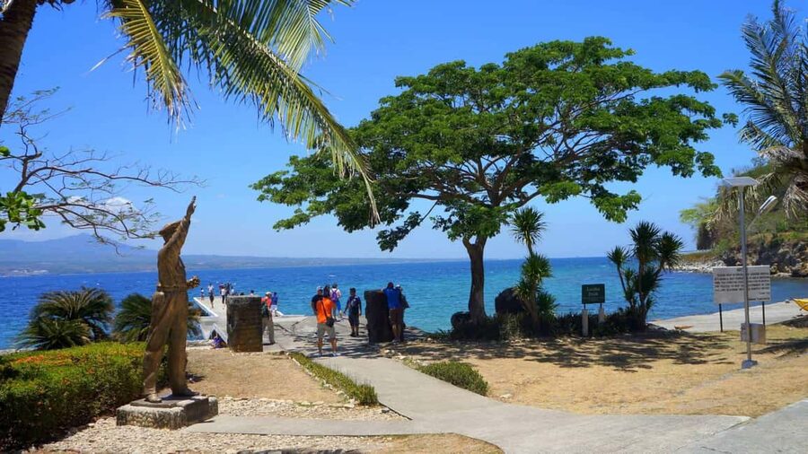 Manila: Corregidor Island Guided Tour w/Hotel Pick up & Drop - Pacific War Memorial and the old barracks