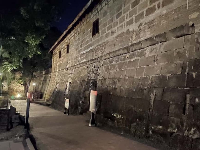 Manila: Enchanting Night Tour of Manila's Historic Landmarks - Who should book this evening tour?