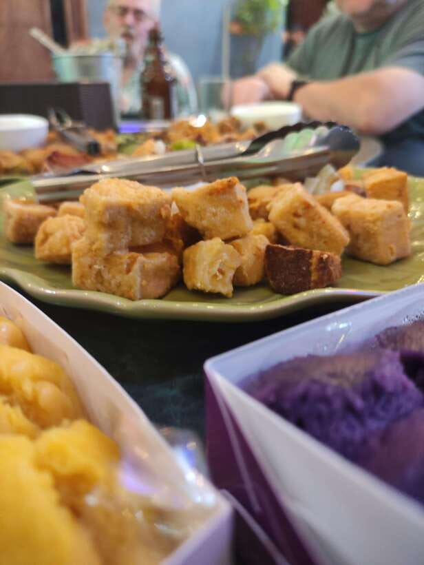 Manila Food Tour: Introduction to Philippine Street Food - Bakery stops and the sweet side of Filipino food