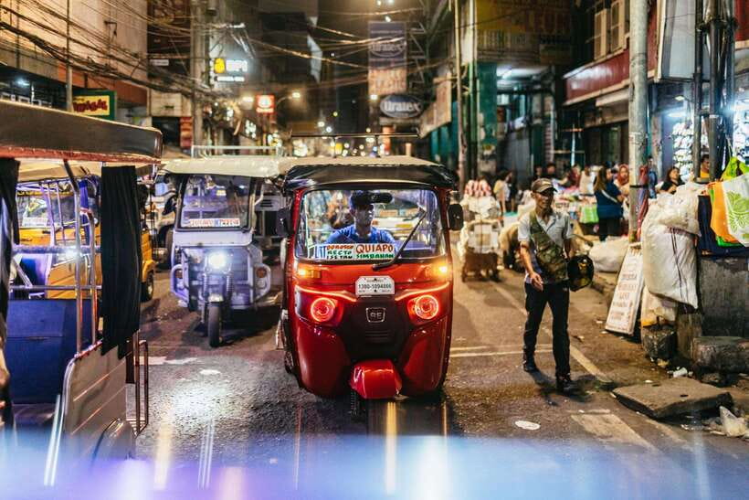 Manila: Guided Night Market Experience - A rooftop finish and changing route details