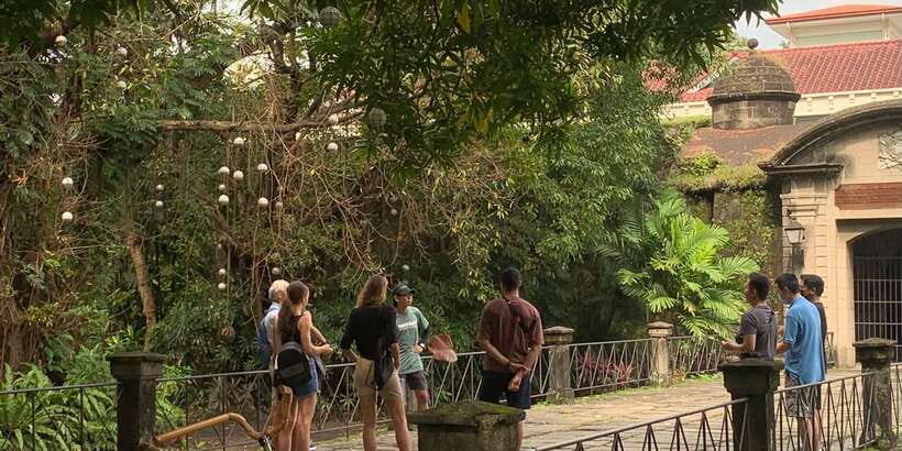Manila: Guided Sunset Bamboo Bike Tour in Intramuros - A drink, a sweet finish, and sunset above Manila