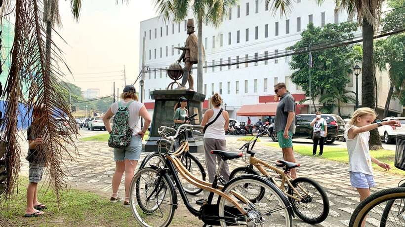 Manila: Guided Sunset Bamboo Bike Tour in Intramuros - Casa Manila begins the Spanish-era story