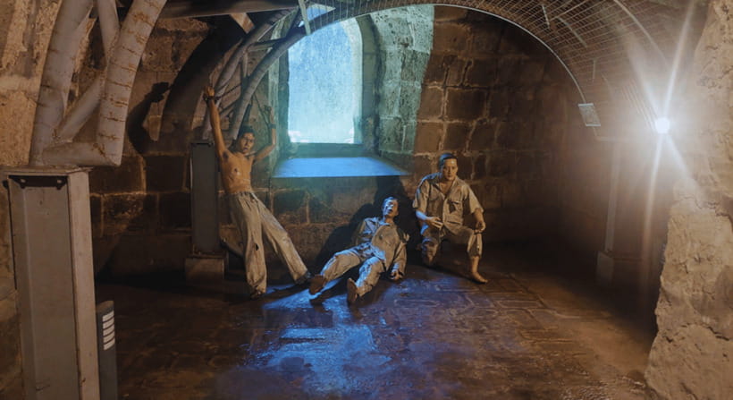 MANILA HALF-DAY TOUR (4HRS) - Fort Santiago, from the gate to the dungeon