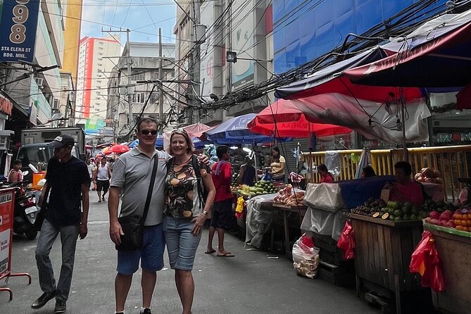 Manila Hidden Gems with local guide - Riding a jeepney or tricycle