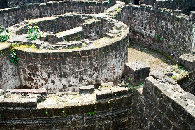 Manila Historical Highlights Private Half Day Tour - Memorare Manila Monument and the cost of war