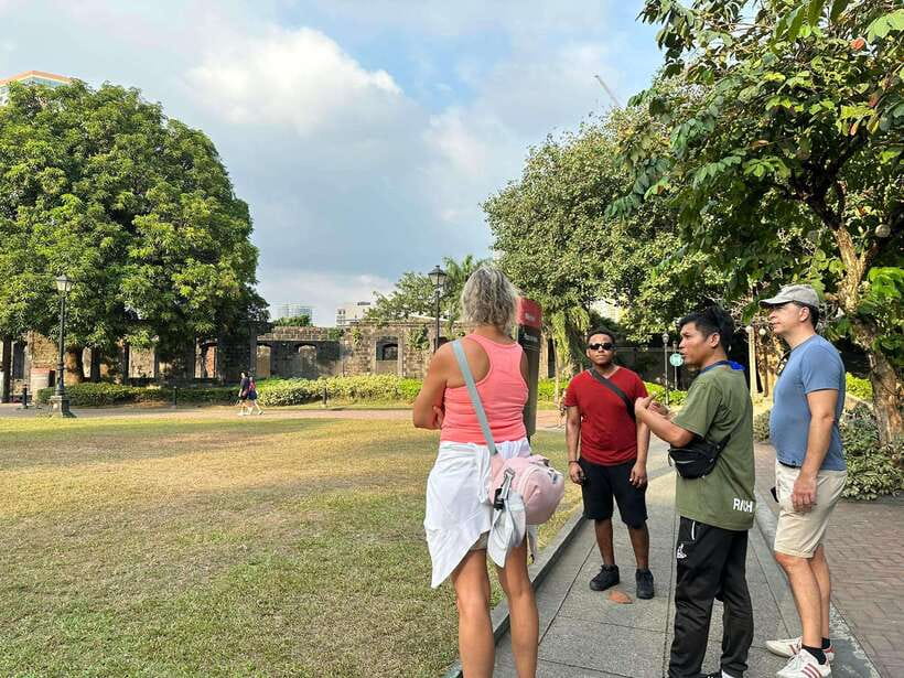 Manila: Intramuros, Chinatown, and Old Manila Half-Day Tour - Guides make the difference