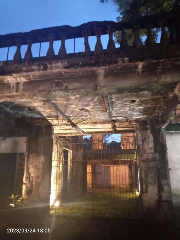 Manila: Intramuros Tour ( Dark) - Bonifacio Shrine and the final revolution story