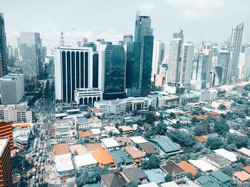 Manila: Old & New 4-Hour City Tour - Roxas Boulevard and Rizal Park