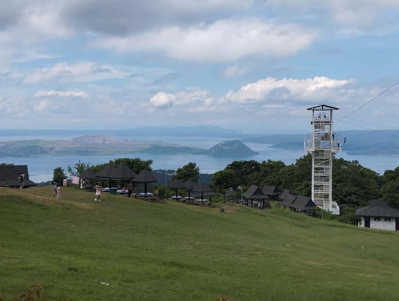 Manila: Private Tagaytay Highlands and Taal Volcano Tour - Practical tips for a smoother day