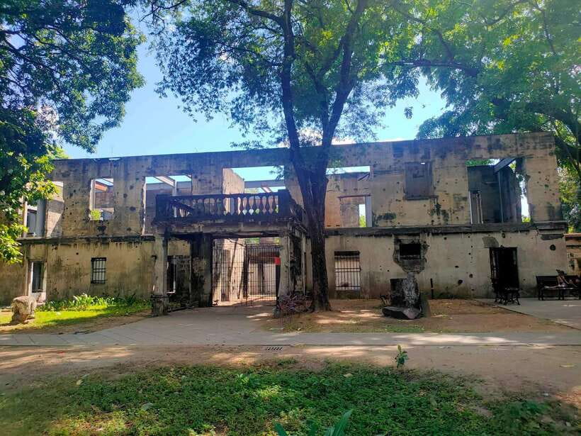 Manila: Rich History of Intramuros Private Tour - The kalesa ride through old streets