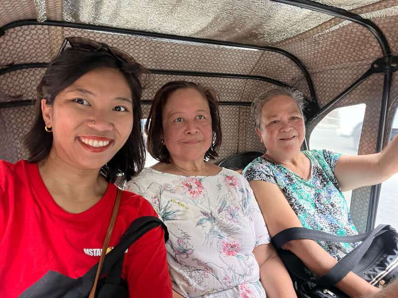 Manila Tuk-Tuk Adventure Hop-in and Hop-Off - Meeting the City in Binondo