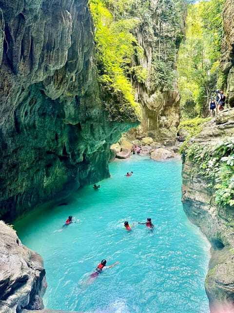 Moalboal: Kawasan Canyoneering with Lunch & Free Transfers - Lunch at the Badian base camp
