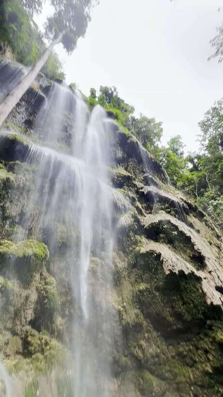 Oslob: Whaleshark Swimming, Tumalog Falls & Sumilon Island - Taking the boat to Sumilon Island