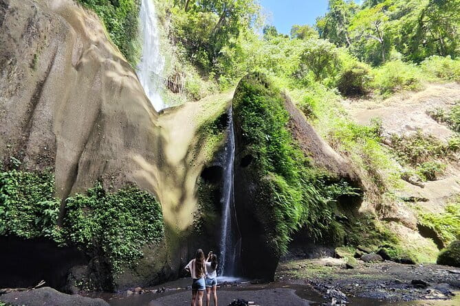 Pagsanjan Falls Tour with Lunch Included - What to expect at Pagsanjan Falls