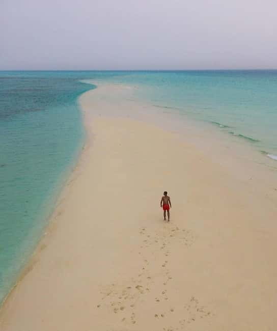 PALAWAN: Balabac Island Hopping with Full board Meals - Candaraman Island for photographs and snorkeling
