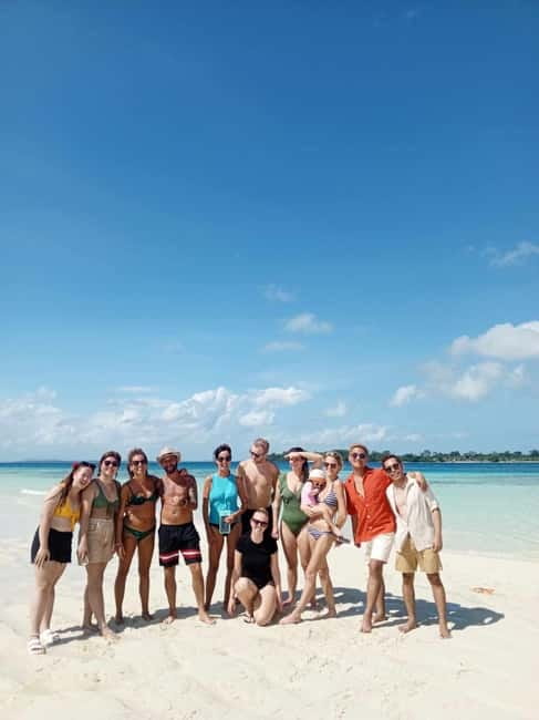 PALAWAN: Balabac Island Hopping with Full board Meals - Three days by local outrigger boat