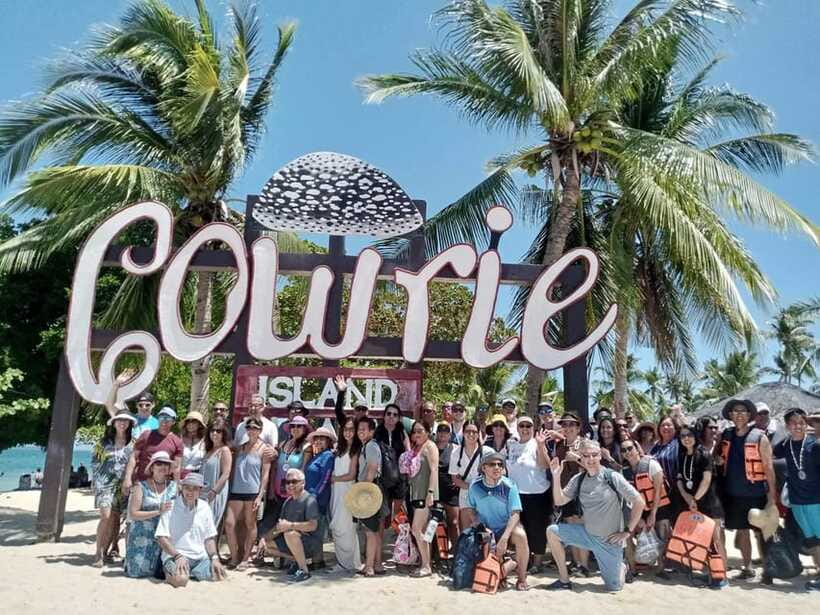 Palawan: Honda Bay Island Hopping Cruise - What $40 really buys you