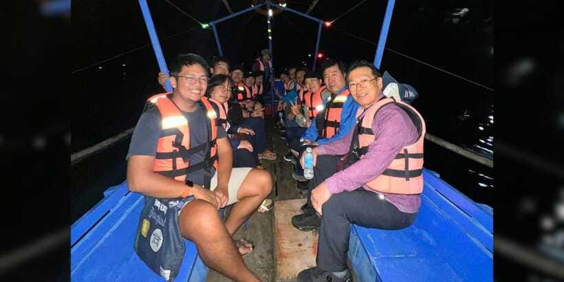 Private Firefly Watching Night Cruise on Bohol Abatan River - Who will enjoy this most?