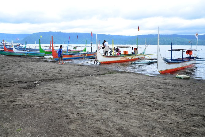 Private Tour: Tagaytay Midlands & Taal Volcano Boat Ride - The Korean temple near Silang
