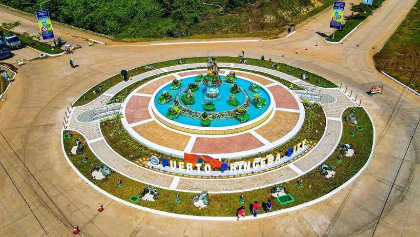 Puerto Princesa: Balayong People's Park with Dinner and Show - Private transport and the five to seven hour schedule