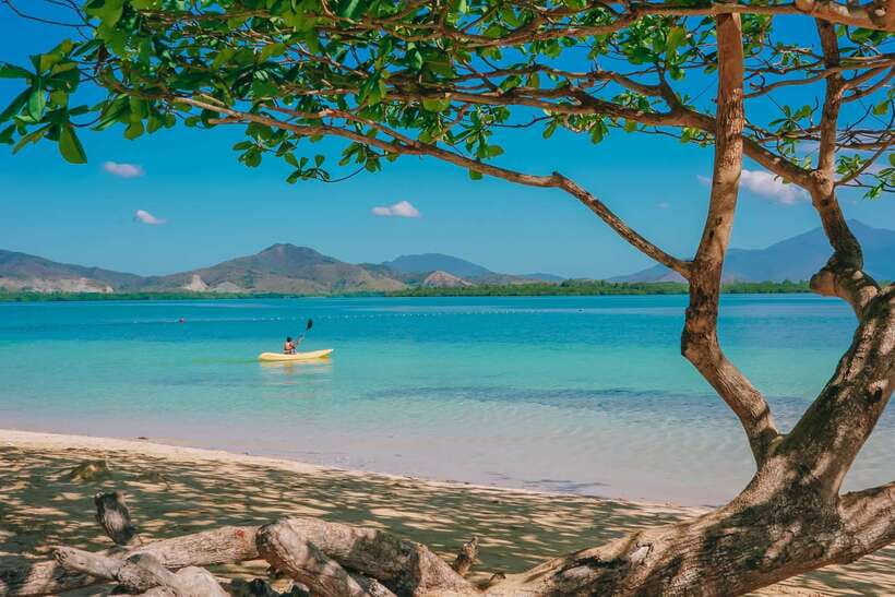 Puerto Princesa: Cowrie Island Guided Day Tour with Meal - A barbecue lunch served at your cottage
