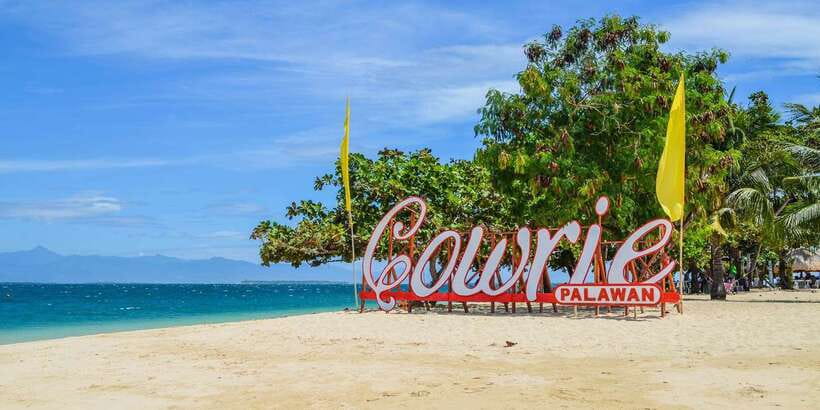 Puerto Princesa: Honda Bay Island Hopping & Optional Massage - Guides, boat crew, and the feel of the day