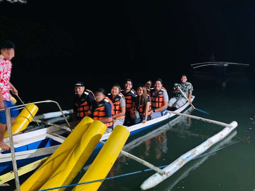 Puerto Princesa: Jungle Firefly Watching Boat Tour & Dinner - Why this evening feels different from a city tour