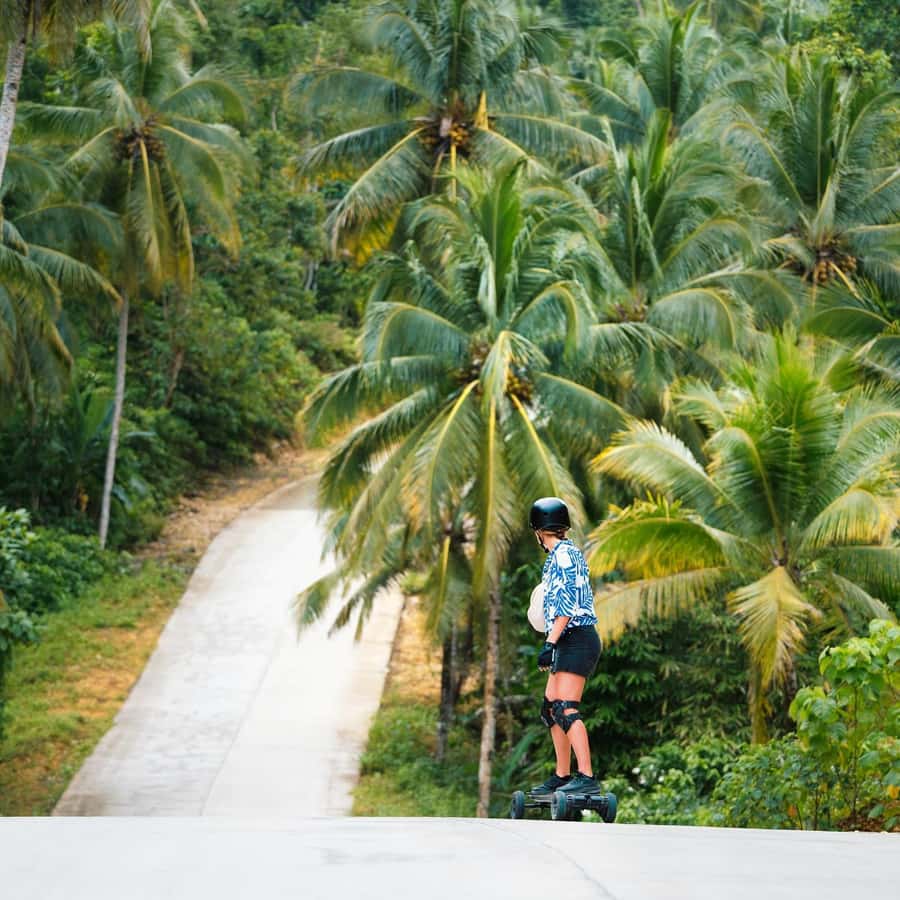Siargao : Morning 1 Hour Guided Electric Skate Experience - The first 10 minutes: safety and control practice