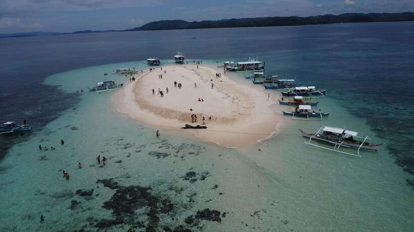 SIARGAO TRI-island DAKU/NAKED/GUYAM free drone/lunch - Leaving General Luna by tuk-tuk and boat