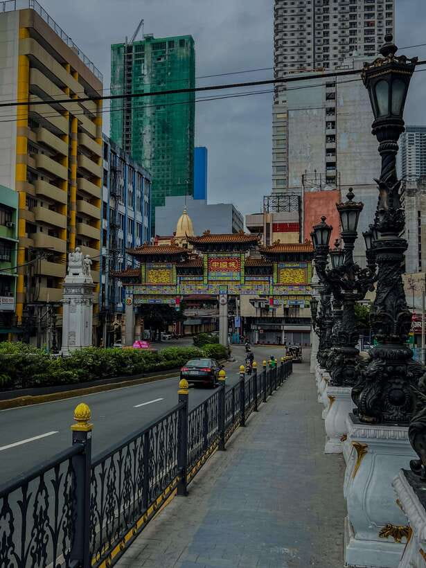 Solo Traveler Friendly Manila Walk w/ Mobile Photography - Key points at a glance