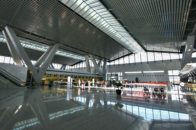 Transfer from Airport to Manila, Makati, Taguig and Pasay Hotel - A private start at Ninoy Aquino International Airport