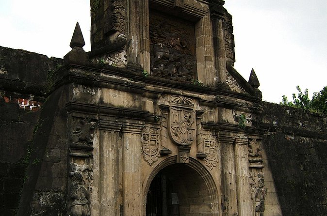 Transfer from Airport to Manila, Makati, Taguig and Pasay Hotel - The districts covered by the service